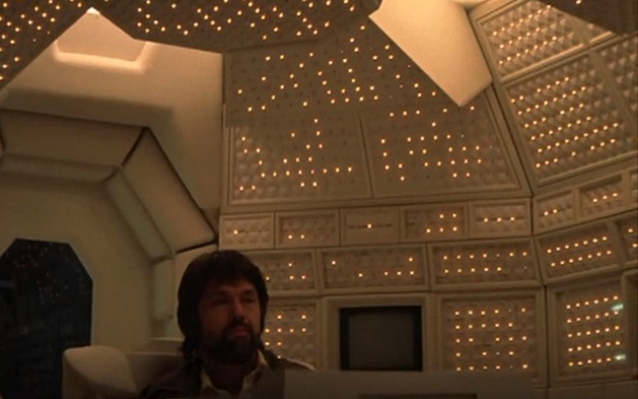 MU-TH-R 182 2,1 TB Mainframe AI