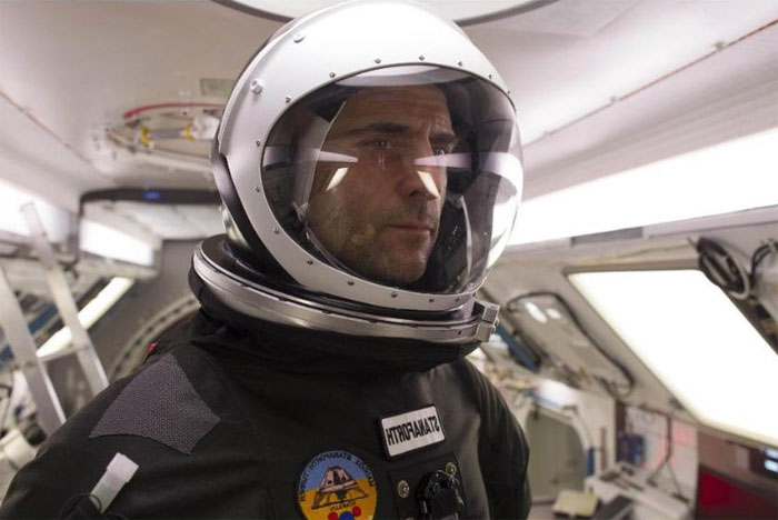 Mark Strong Approaching The Unknown
