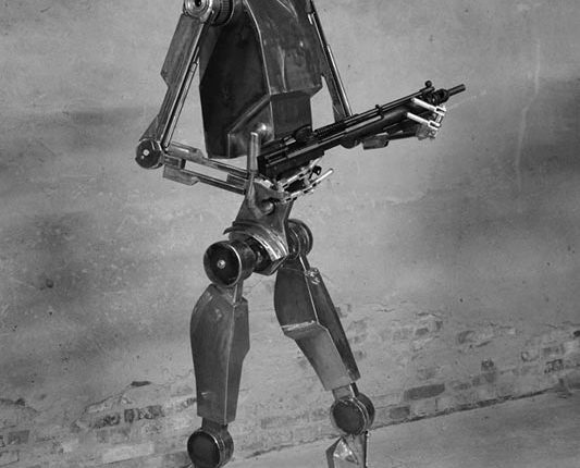 Sebastian Kucharski Scrap - Droid