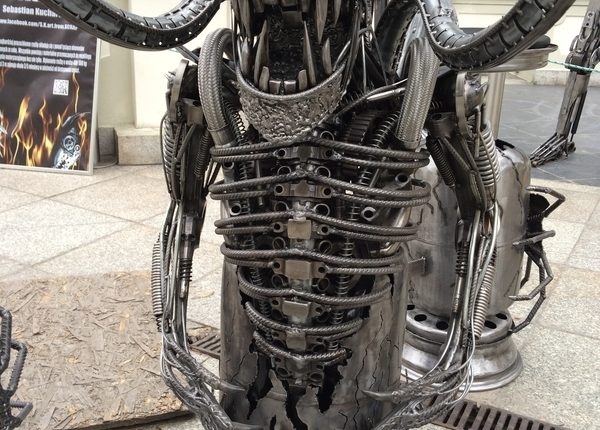 Sebastian Kucharski Scrap - big Alien