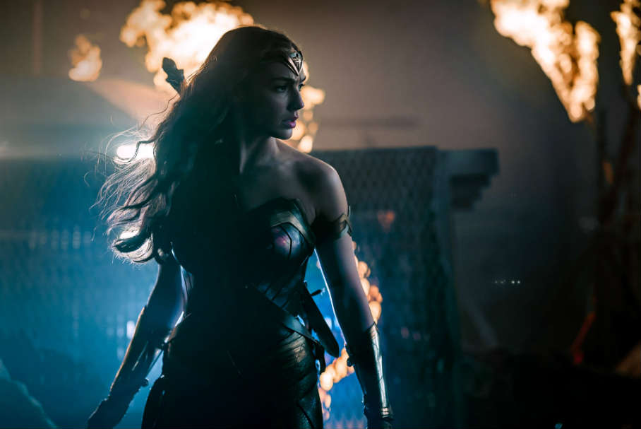 Gal Gadot jako Wonder Woman w filmie Liga Sprawiedliwości