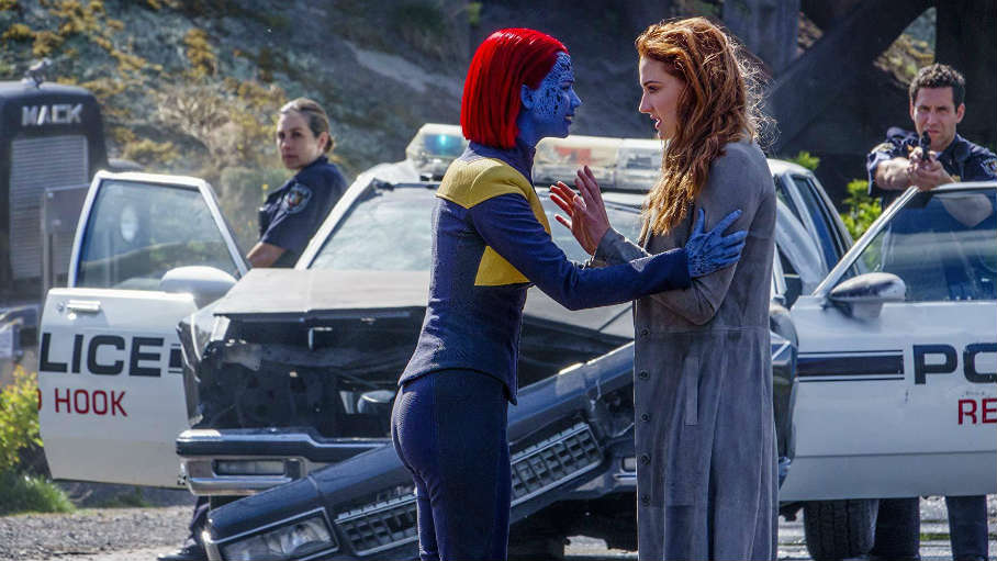 Raven / Mystique i Jean Grey w X-Men: Dark Phoenix 2019