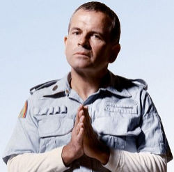 Ian Holm jako Ash w filmie Obcy ósmy pasażer Nostromo