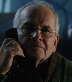Ian Holm jako Terry Rapson w filmie Pojutrze 2004
