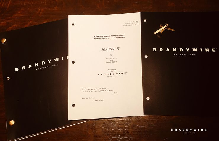 Alien V Scenariusz